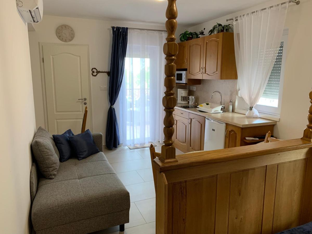 Dodi Apartmanház Zalakaros Esterno foto